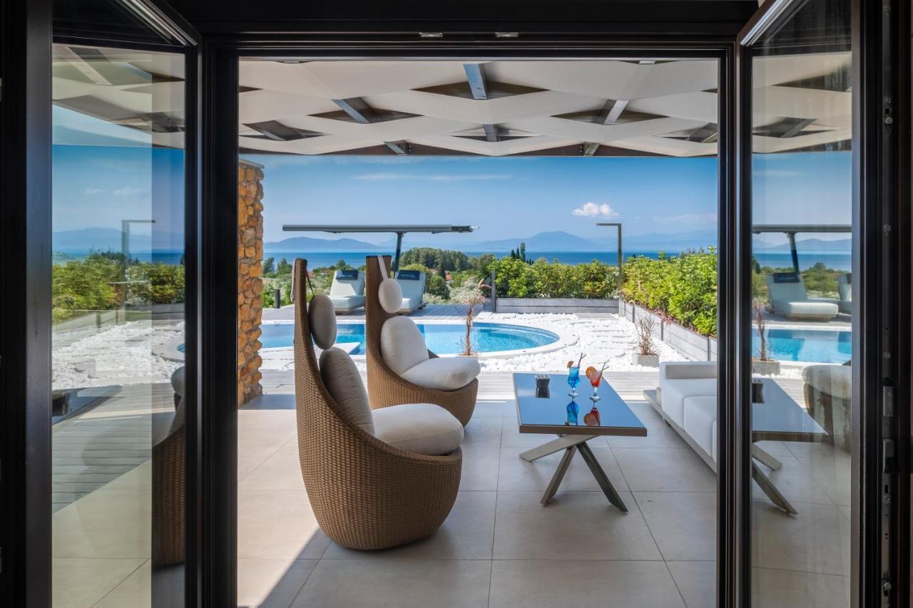 Iakovakis Suites & Spa Koropí Kültér fotó