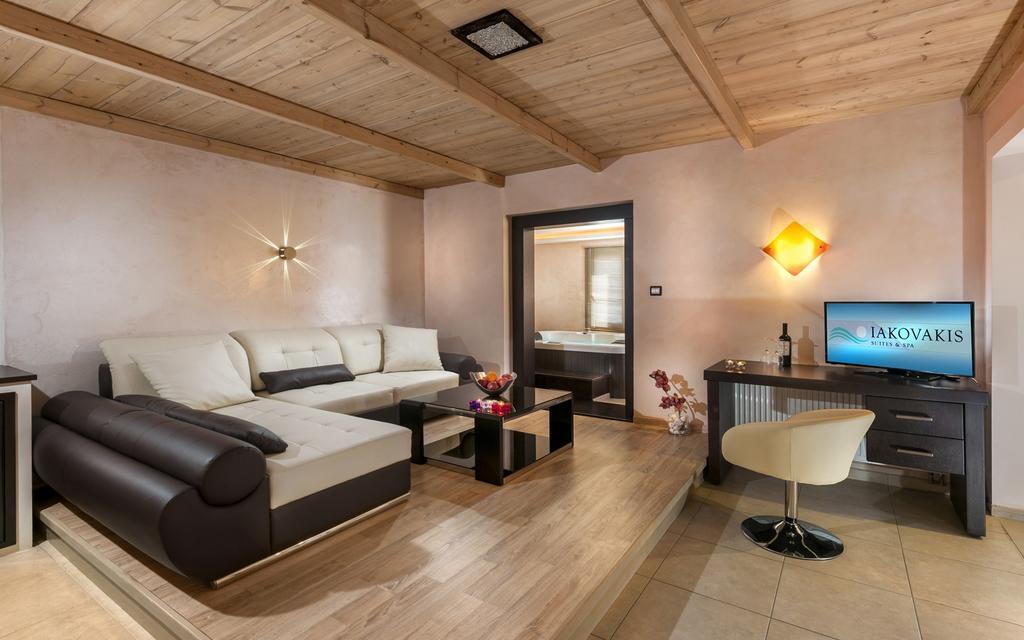 Iakovakis Suites & Spa Koropí Kültér fotó