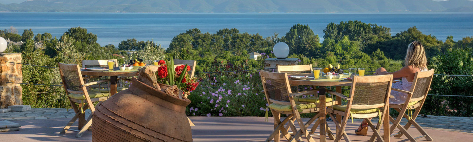 Iakovakis Suites & Spa Koropí Kültér fotó